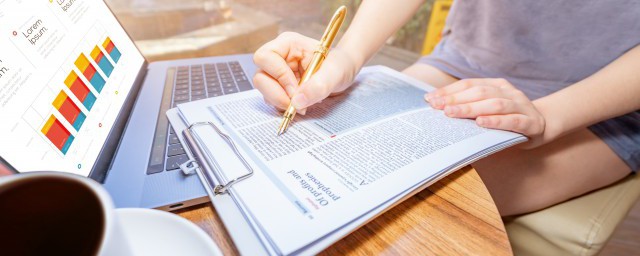 保底和底薪有什么區別