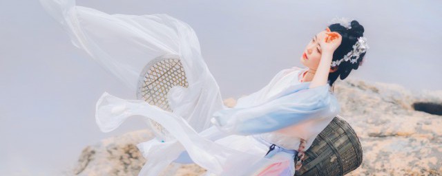 回眸一笑可傾天下什么意思