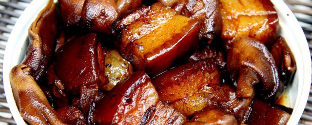 紅燒肉千張結(jié)家常做法