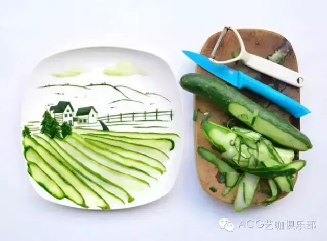 成龍手繪漫畫頭像（熱衷創意的她，&quot;畫&quot;出不同凡響的成龍、張藝謀、周杰倫）