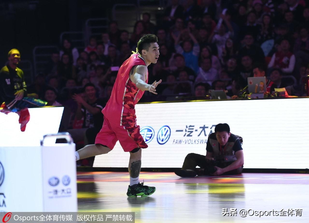 cba冠軍扣籃（CBA老照片回顧-趙泰隆包攬CBA全明星扣籃王、三分王）