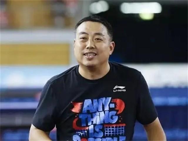 劉國梁事件來龍去脈是什么（2017年，劉國梁卸任總教練：拒絕被降級當組長，主動辭職不愿從政）