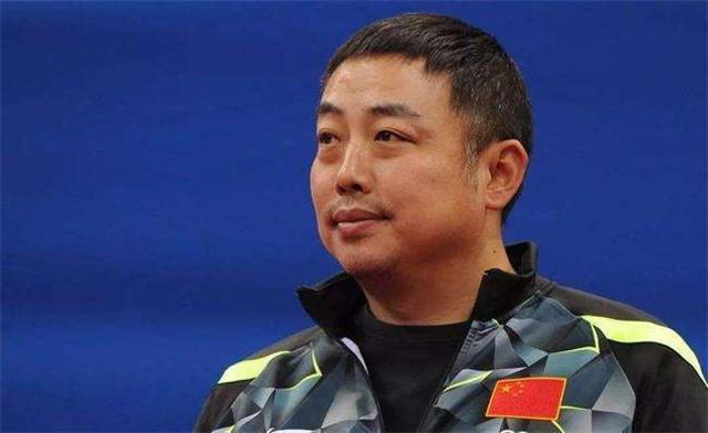 劉國梁事件來龍去脈是什么（2017年，劉國梁卸任總教練：拒絕被降級當組長，主動辭職不愿從政）