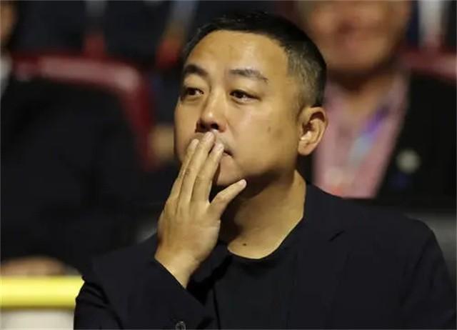劉國梁事件來龍去脈是什么（2017年，劉國梁卸任總教練：拒絕被降級當組長，主動辭職不愿從政）