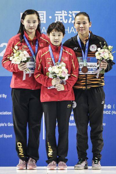 跳水運(yùn)動(dòng)員張家齊多高（長(zhǎng)成1.65“大個(gè)子”，周繼紅說任茜度過發(fā)育期會(huì)有巔峰）