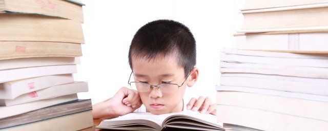 狗貓鼠的主要內容概括