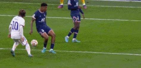 巴黎圣日耳曼vs皇馬（3-1！極限逆襲！巴黎歐冠轟然出局，梅西啞火，本澤馬一戰封神）
