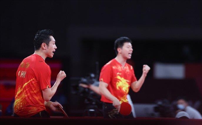乒乓球韓國公開賽許昕馬龍（贏得太輕松了！馬龍?jiān)S昕不愧雙子星，3-0橫掃韓國王牌，開局轟7-1）