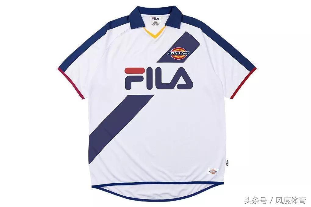 足球服怎么穿視頻（怎么穿球衣？對不起，我只把它當件普通的短袖！）
