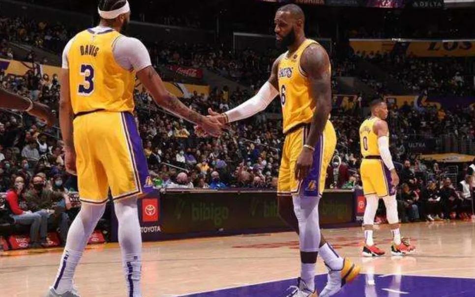 20年nba總決賽數據（2019-20賽季詹姆斯FMVP，總決賽真的力壓濃眉嗎？用事實告訴你）