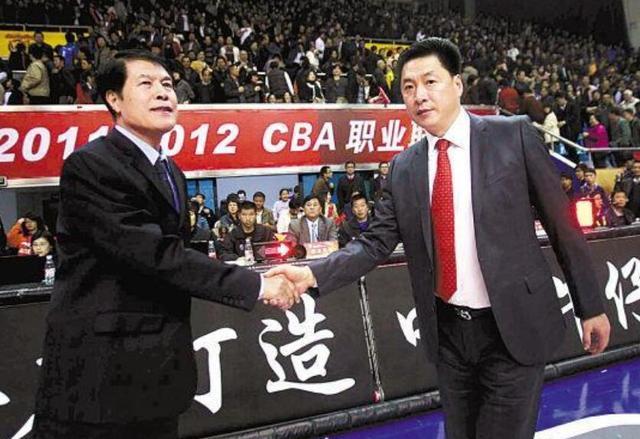 籃球火高手排名（盤點(diǎn)CBA教練之最，楊鳴最帥郭士強(qiáng)最優(yōu)秀，不吹不黑蔣興權(quán)真王者）