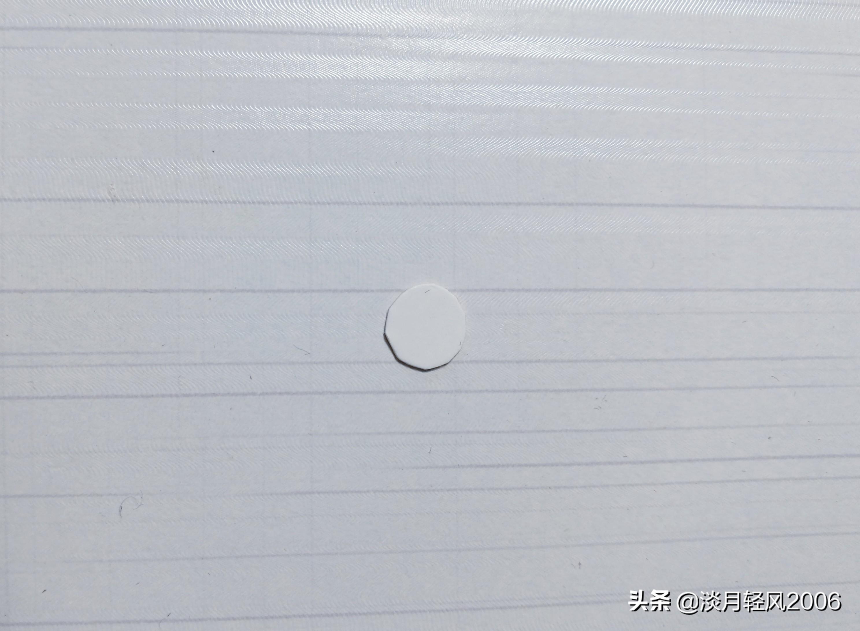 樹葉畫手工貼畫（幼兒手工，簡單葉貼畫，樹葉貼小鳥教程，孩子一學(xué)就會(huì)）