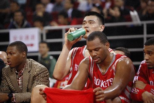 姚明火箭隊比賽視頻（經典：2005年火箭VS小牛G4 麥迪對戰諾天王 姚明怒了！含錄像）