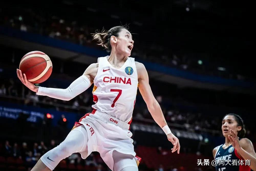 女子世界杯歷屆排名（時隔28年后，中國女籃再次躋身世界杯4強，刷新歷史新紀錄）