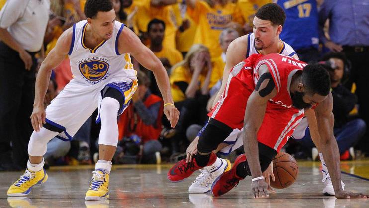NBA2009屆得分誰(shuí)最強(qiáng)（哈登OR庫(kù)里？一時(shí)瑜亮！09屆最強(qiáng)兩大得分大神得分能力終極PK）