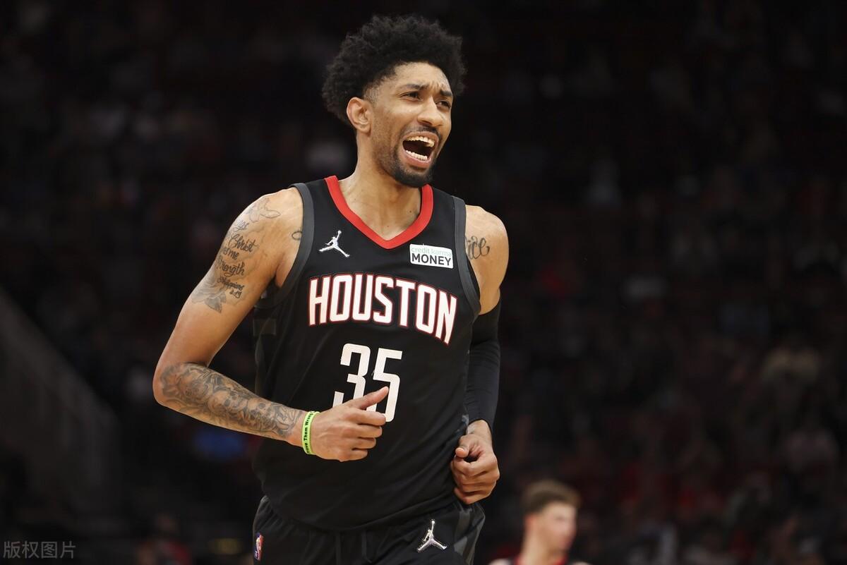 nba有哪些球星打過cba（CBA不要的人，在NBA打首發(fā)！3年4100萬美元，火箭簽他賺大了）