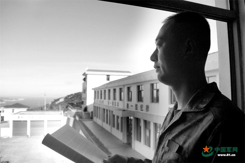 自延期集訓通知后（擁抱家庭還是繼續堅守？3位延期服役軍士給出了他們的答案）