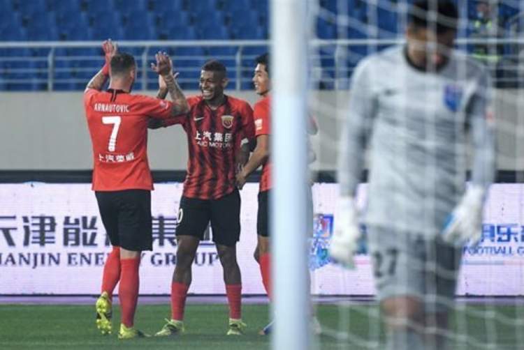 中超u23調(diào)整什么看漫（海港再遇難題！國青小將歸隊(duì)，“U23政策”重啟后如何調(diào)整陣容）