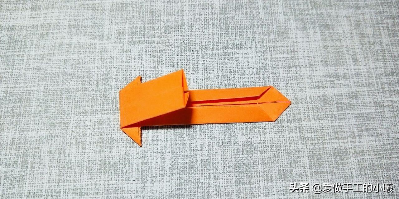 折一個火焰劍（幾步就能完成的折紙寶劍，簡單好玩不傷人，90后的記憶）