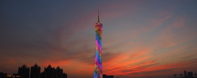 廣州塔幾點(diǎn)開燈