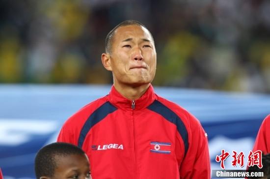 世界杯各國圖片（為什么人們熱愛世界杯？一組圖回顧世界杯的那些經(jīng)典瞬間）