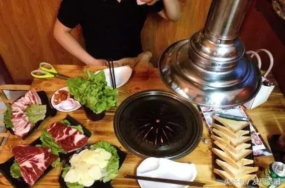 洛陽哪個(gè)燒烤能看世界杯（嚷嚷著減肥不吃飯的人，終會(huì)相遇在深夜洛陽的這些燒烤攤！）