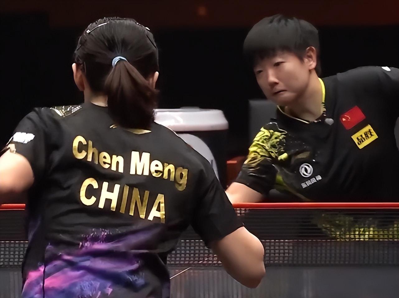 陳夢擊敗了孫穎莎（孫穎莎4-3陳夢拒逆轉(zhuǎn)：喜提1500分+40萬獎金 單月連奪3冠太狠）