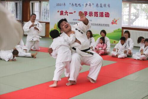 北京奧運會柔道有幾塊金牌（冰點特稿第1232期｜金牌陪練）