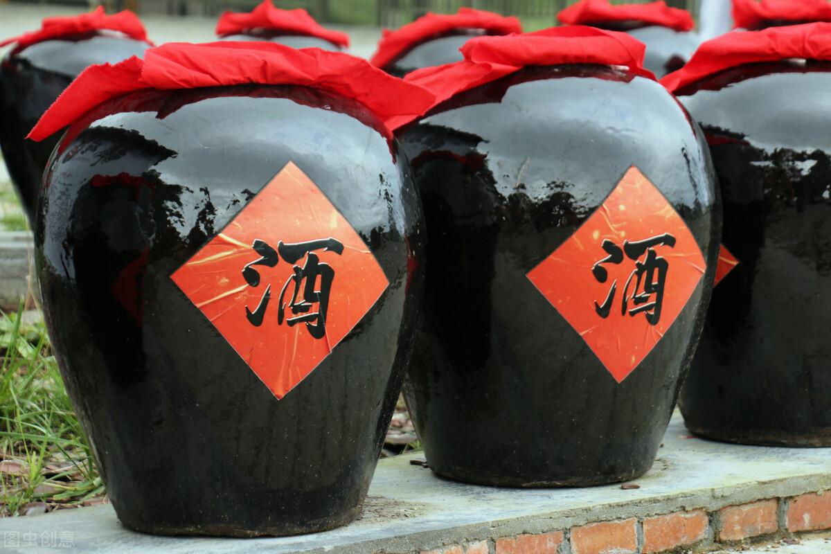 謝輝酒后視頻（酒桌上的視頻，能不能公開？特別是對于公眾人物）