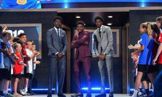 nba球隊中的親兄弟有哪些（細數(shù)NBA7對親兄弟：庫里兄弟從小打到大，莫里斯雙胞胎一模一樣）