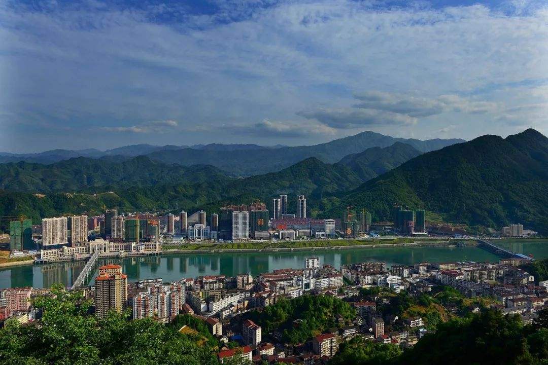 中國羽毛球之鄉(xiāng)在哪里（湖南省第三大縣，我國羽毛球之都、黑茶的故鄉(xiāng)，可直達深圳、濟南）