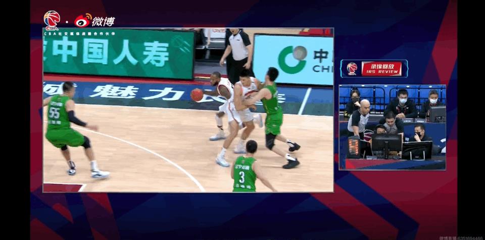 胡明軒2次違體也被驅(qū)逐（體壇聯(lián)播｜遼籃廣東沖突不斷3人驅(qū)逐，李春江馬布里場(chǎng)邊對(duì)罵）