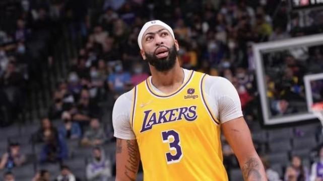 安東尼75大球星排名（NBA75大巨星！第53位：安東尼-戴維斯）