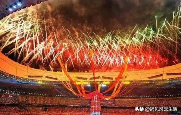 08年北京奧運會開幕式花了多少錢（中國舉辦北京奧運會花費3000億，到底是賺了還是虧了？）